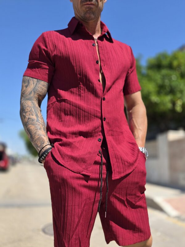 Conjunto granate - Imagen 2