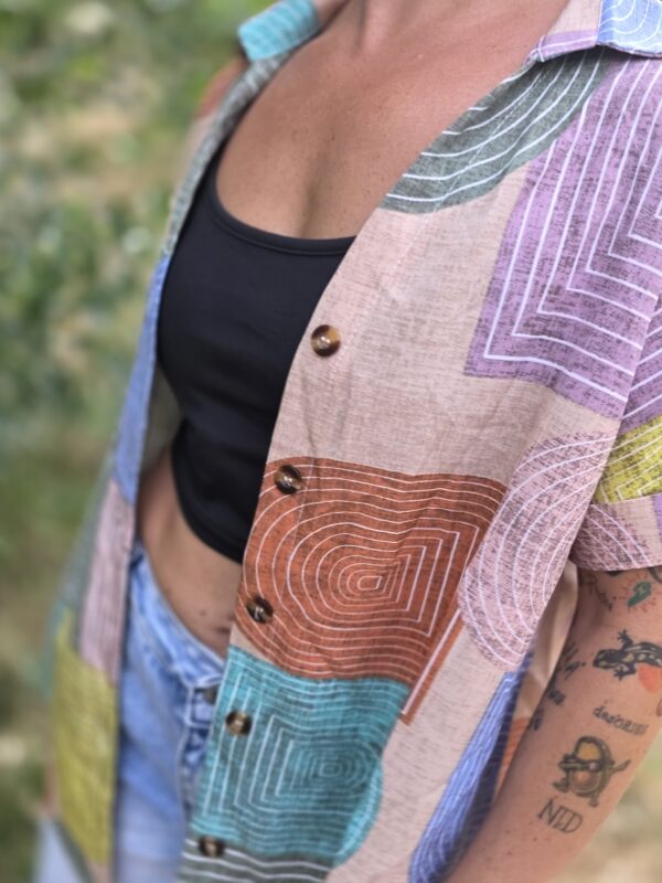 Camisa estampada festival - Imagen 6